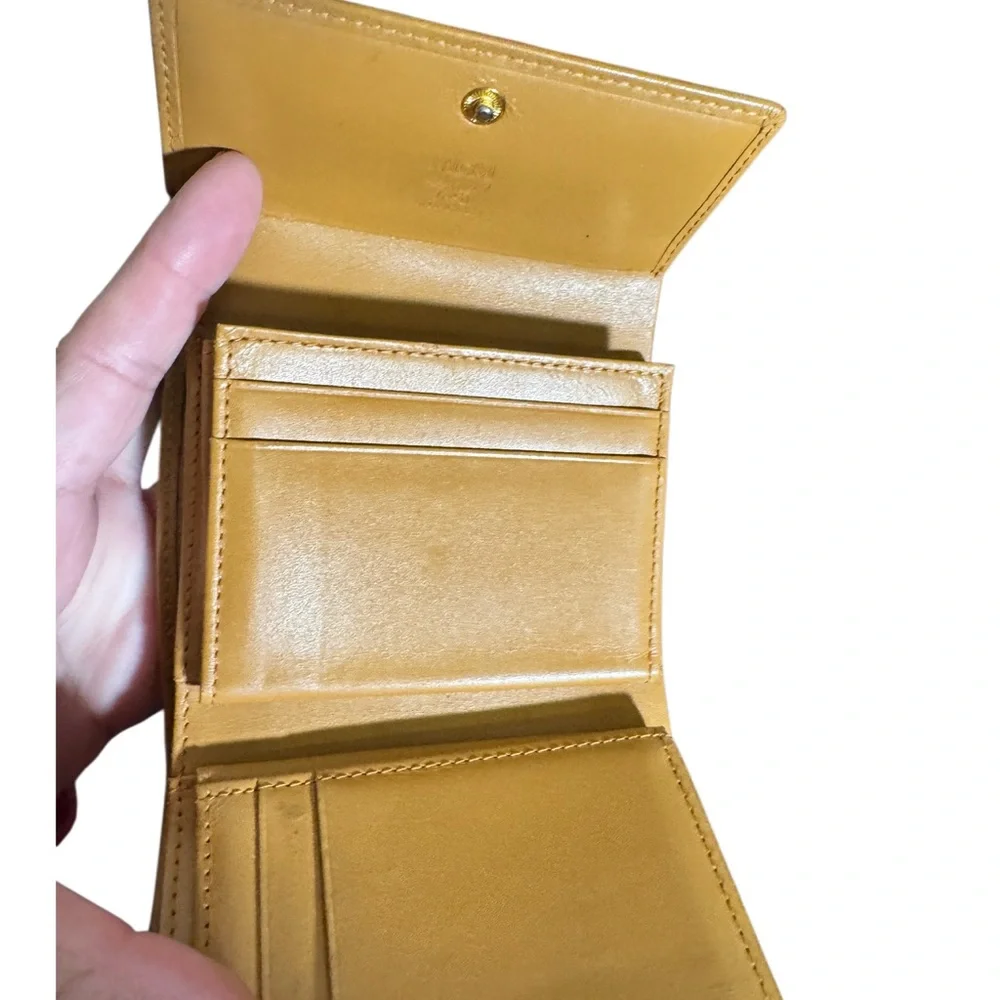 MCM authentic visetos